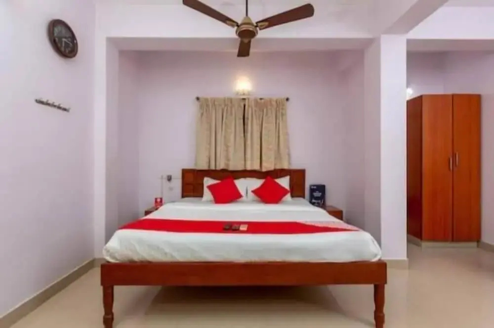 Economy room
