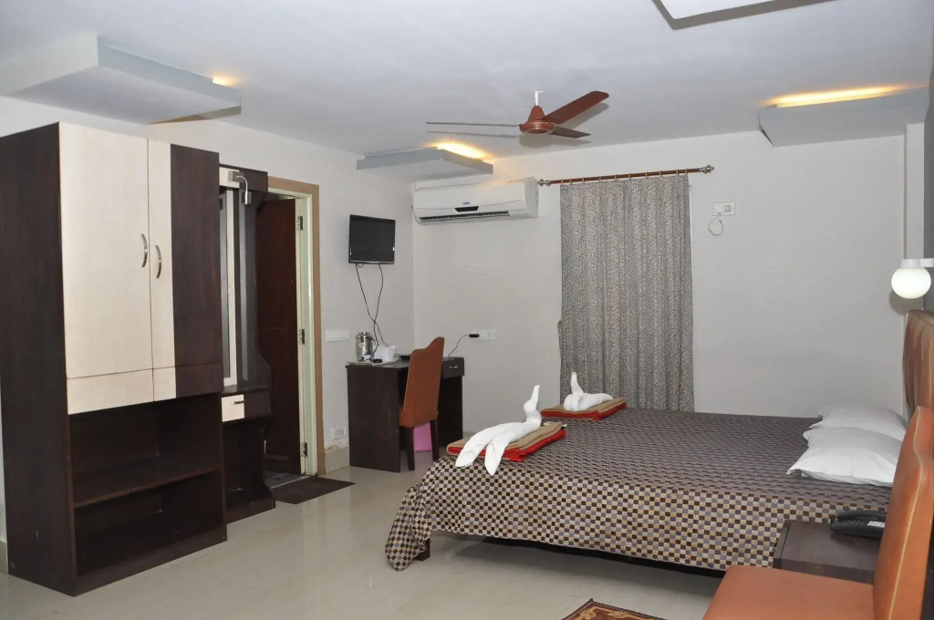 Bedroom