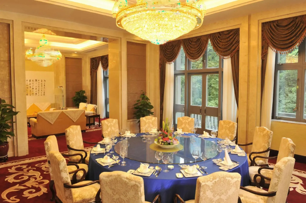 Zhejiang Hotel - фото 38