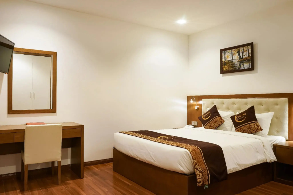 Standard Double room (full double bed)