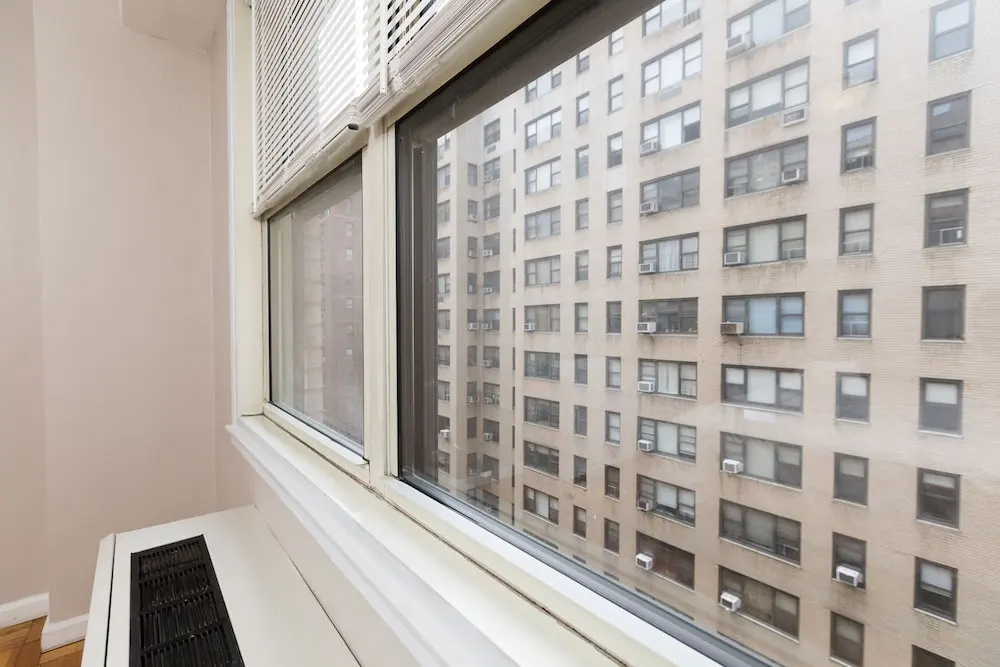 2 Bed Apt Ideally Located in UES of Manhattan