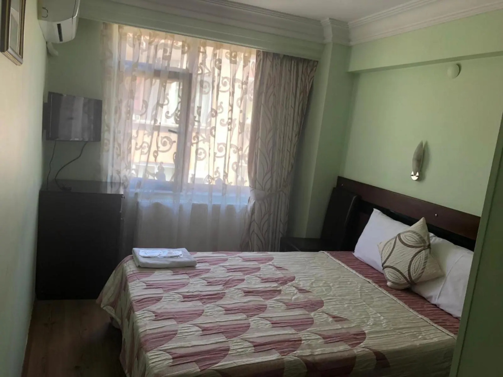 Hivas Hotel — 5