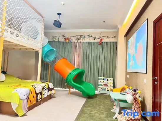 Standard Family room