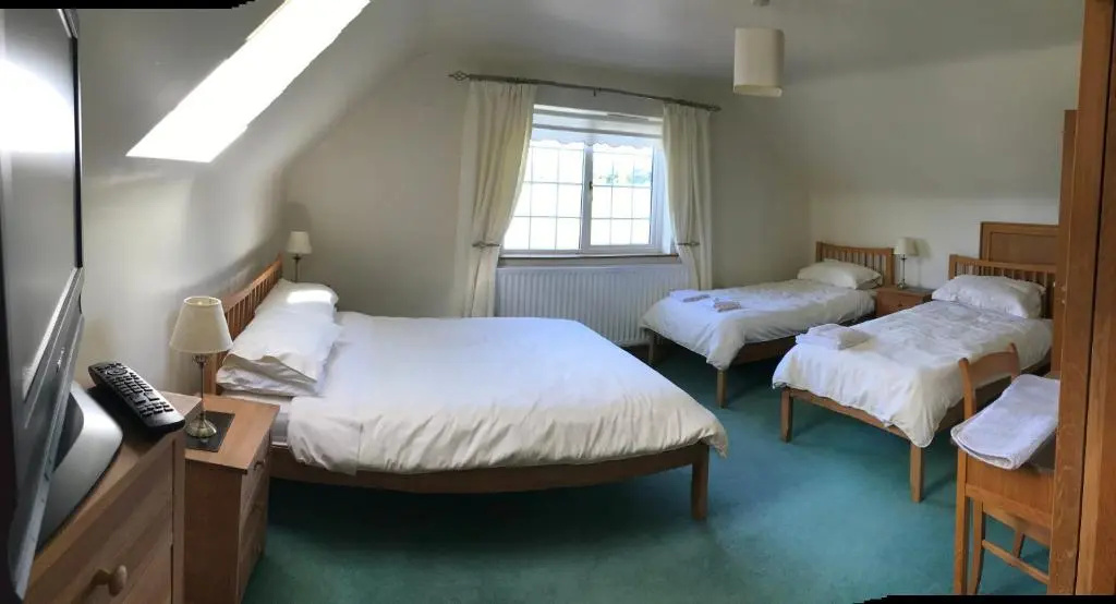 Deluxe Family Suite