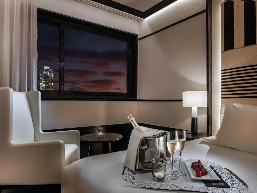 H10 Marina Barcelona - Chambres