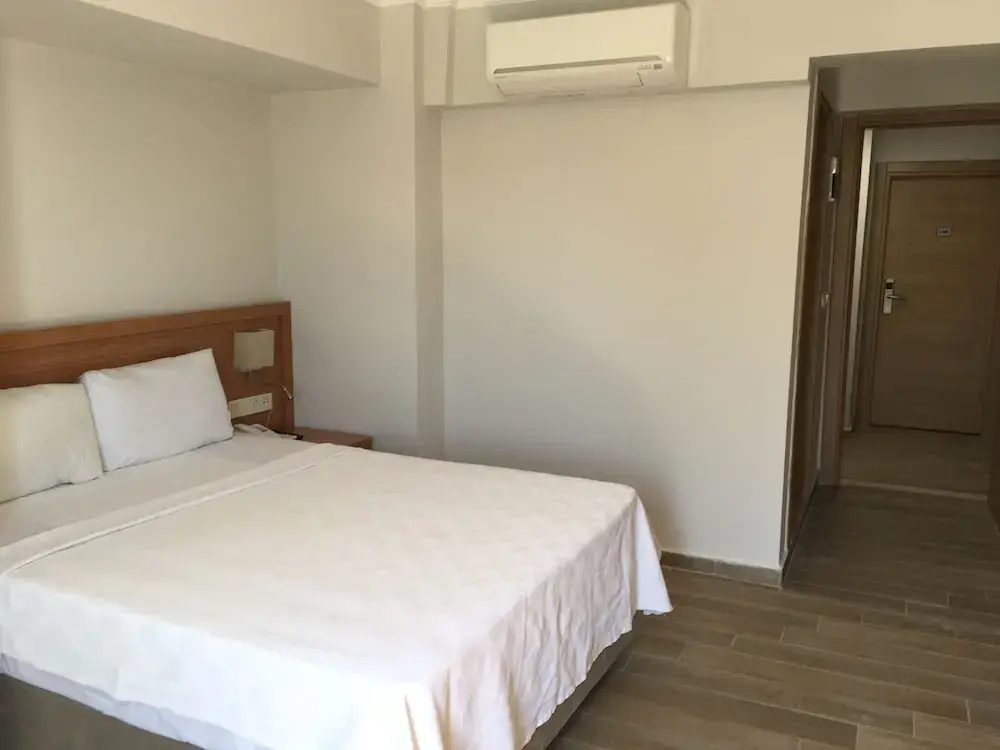 Standard Single room with city view