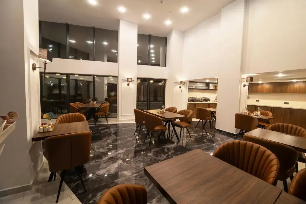Hotel photo 12