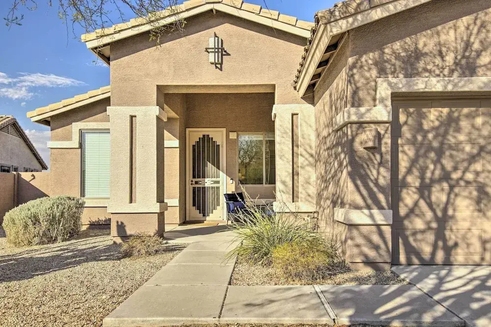 Fire Pit, Covered Patio: Stylish Goodyear Refuge