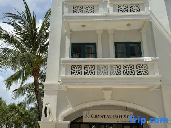 Crystal House 3 Sea View