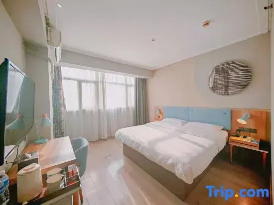 Deluxe Double room (full double bed)