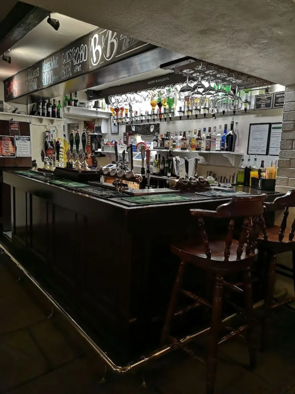 Shears Inn - Général