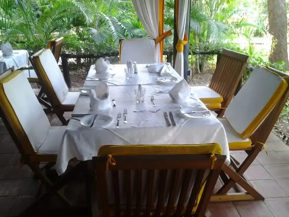 Safari Beach Hotel