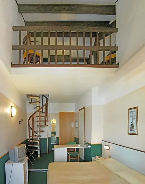 Standard Family Duplex room with lake view