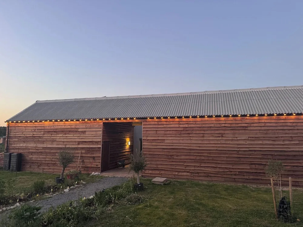 Number 2 The Barn House