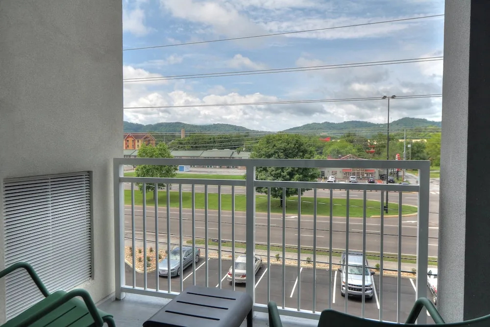 Premium Quadruple room with balcony
