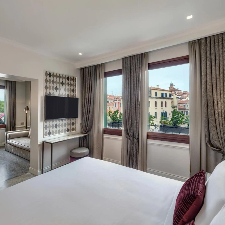 Hotel photo 25