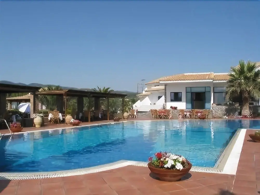 Oasis Hotel 3 * Oasis Hotel 3 *