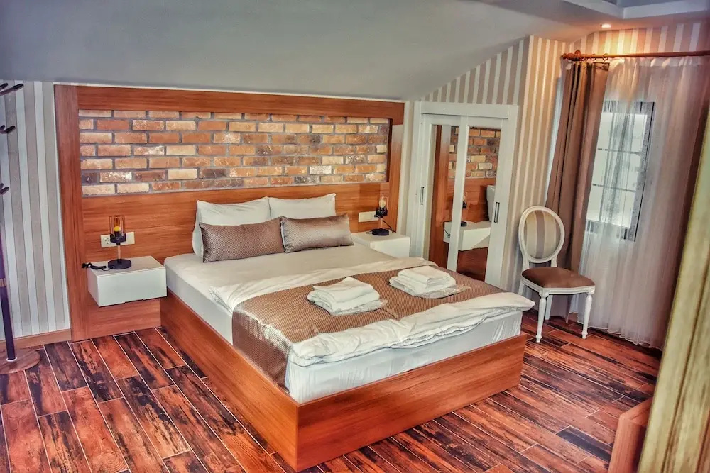 Grand Suite with balcony