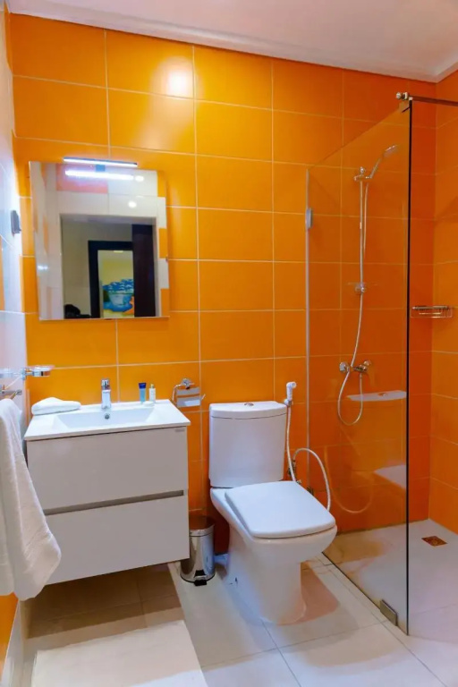 Deluxe Double room (full double bed)