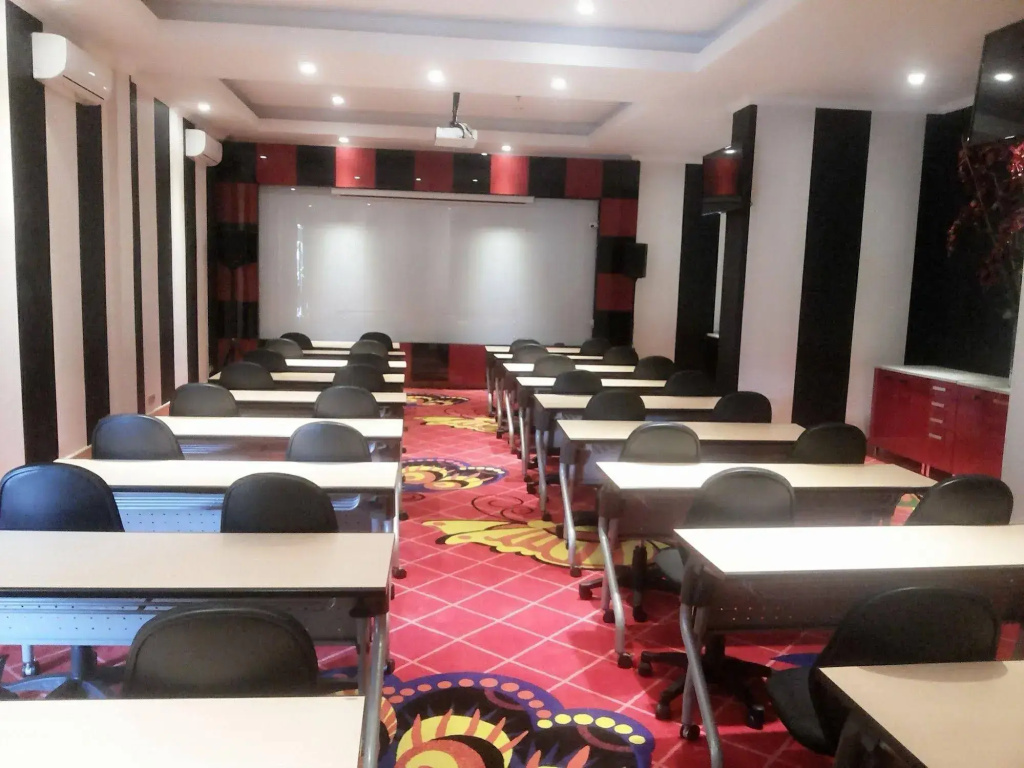 Swiss-Belcourt Makassar - Général