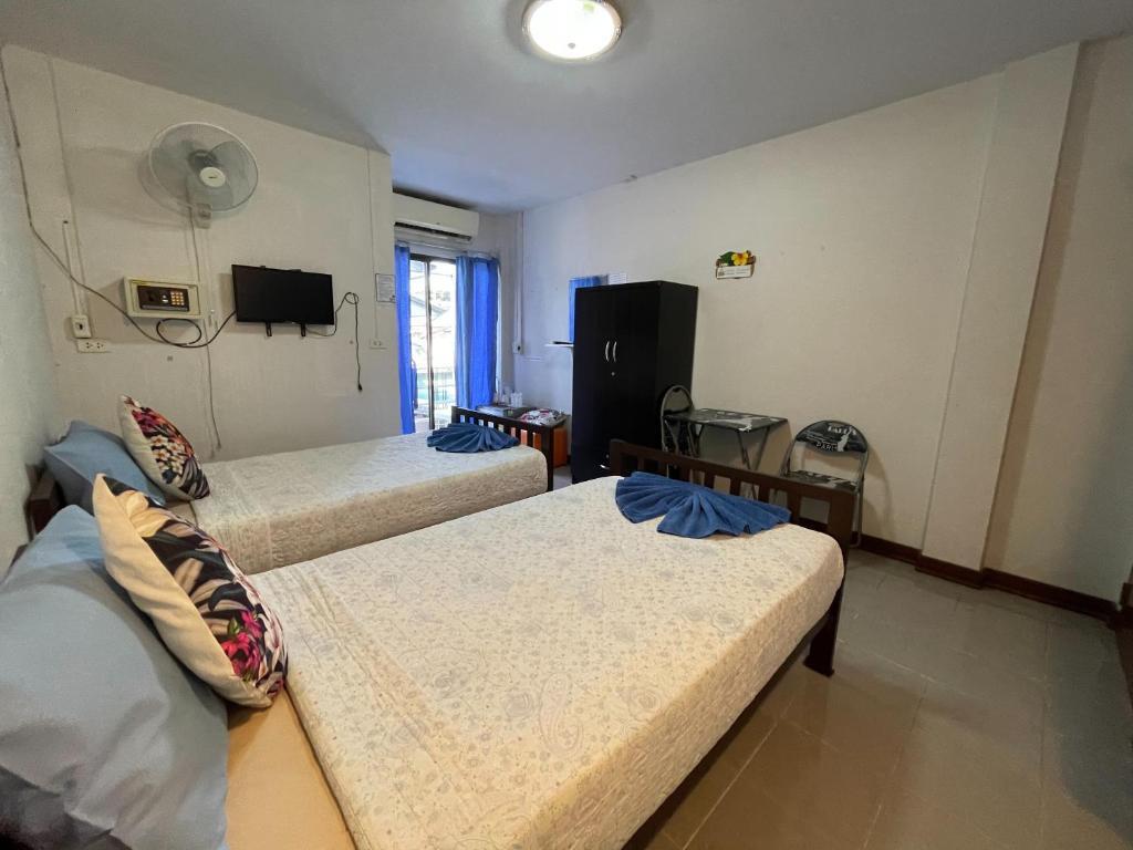Двухместный номер Standard 2 отдельные кровати в Jenny Hostel HuaHin