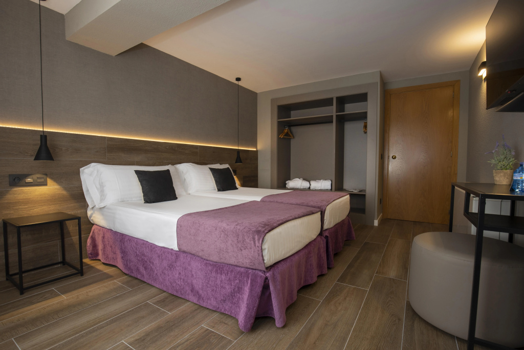 Standard Single room