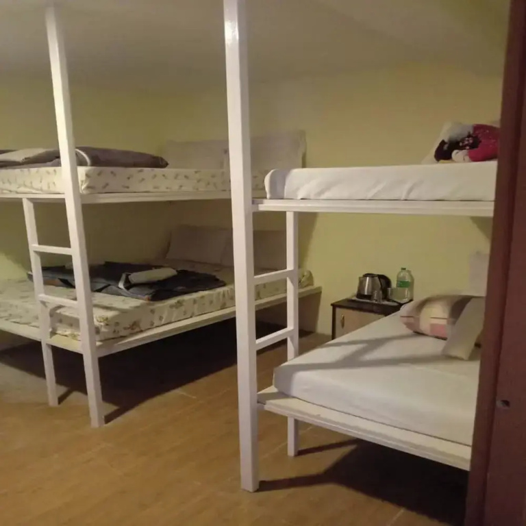 Economy room