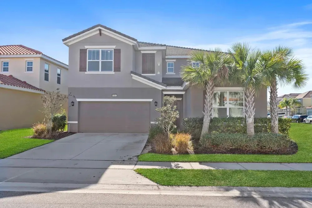 6049 Broad Oak Drive