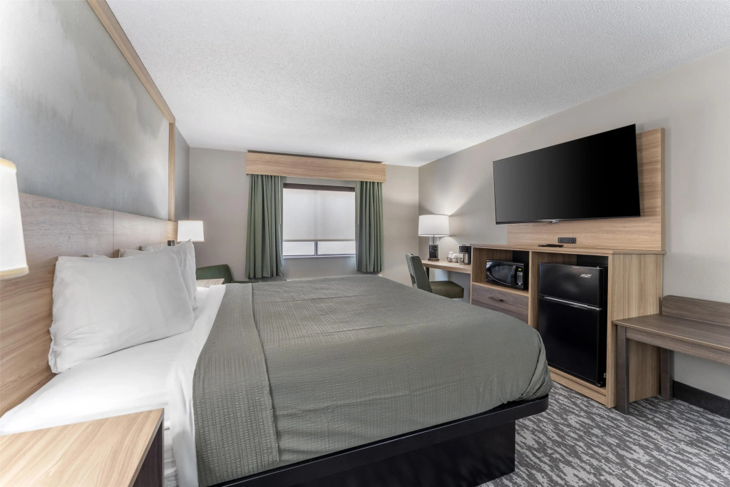 Best Western Plus Executive Inn - фото 7