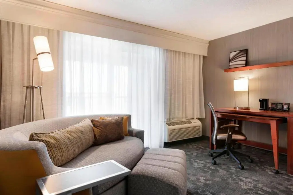 Courtyard Bloomington Normal - Chambres