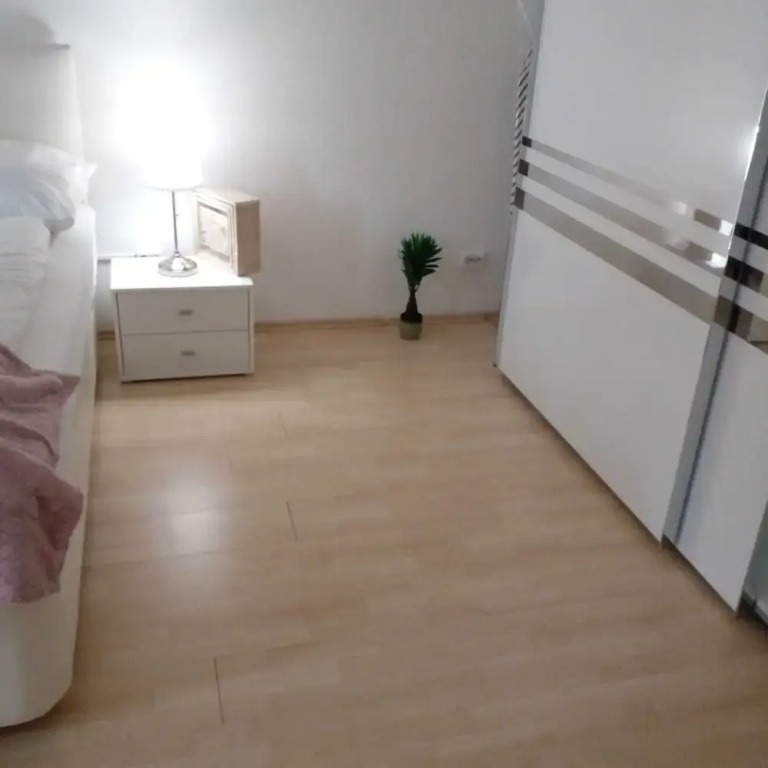 Modern 2BR Apt Long Stay Near Station