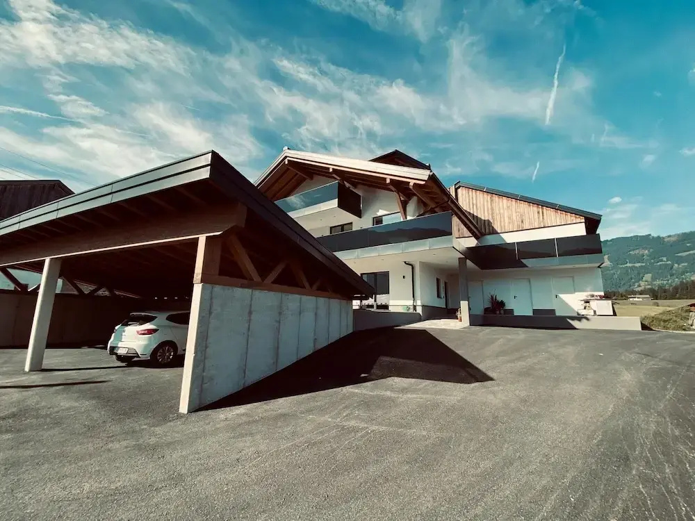 Apartment in Saalfelden Near Ski Slopes