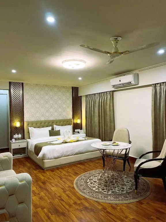 Hotel photo 8