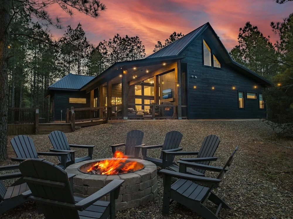 Cabin - Near Black Mountain