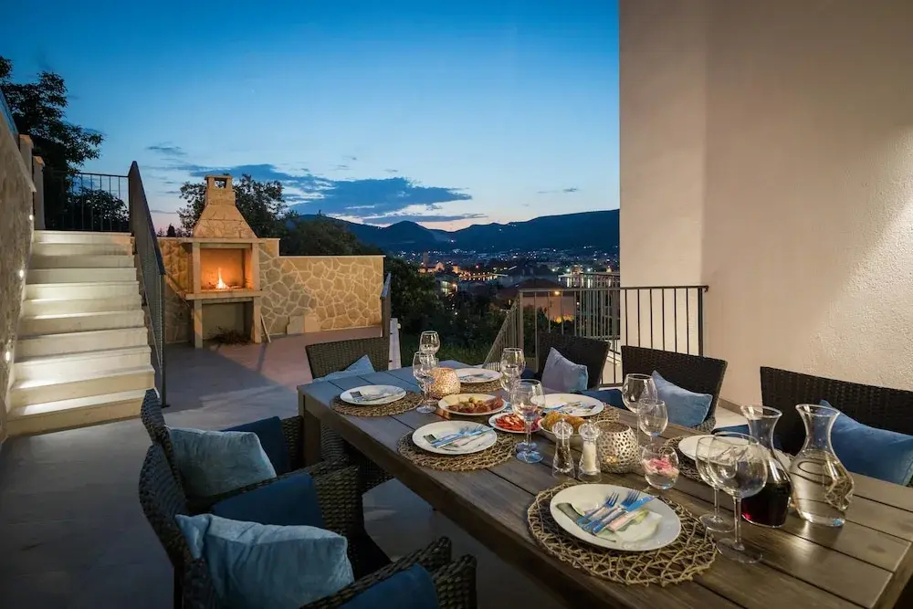 Villa Salt - 10 people, heated pool, Trogir, near beach & Split airport - фото 22