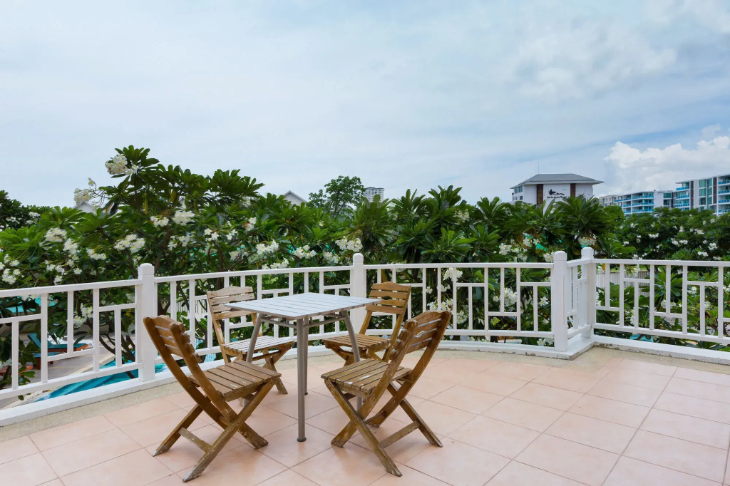 Baan Poolom Beachfront Condominium - Général