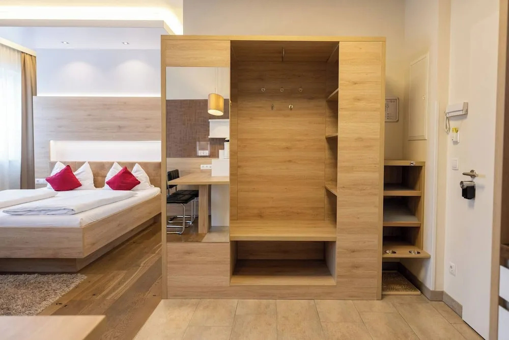 Red Dream Apartment for 2 I Graz-süd I 24-7 Check-in