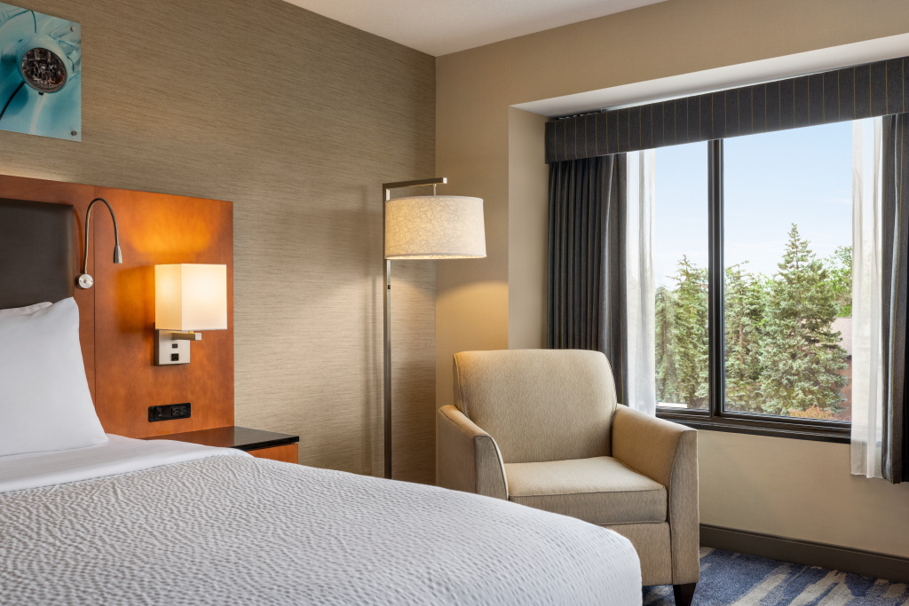 Crowne Plaza Auburn Hills by IHG - Général