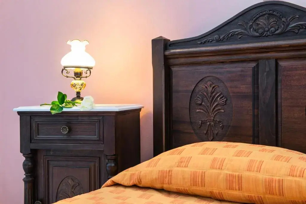 Standard Double room (full double bed)