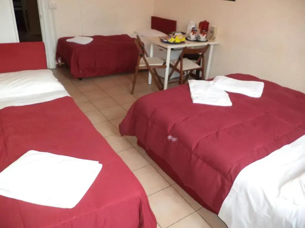 Standard Quadruple room