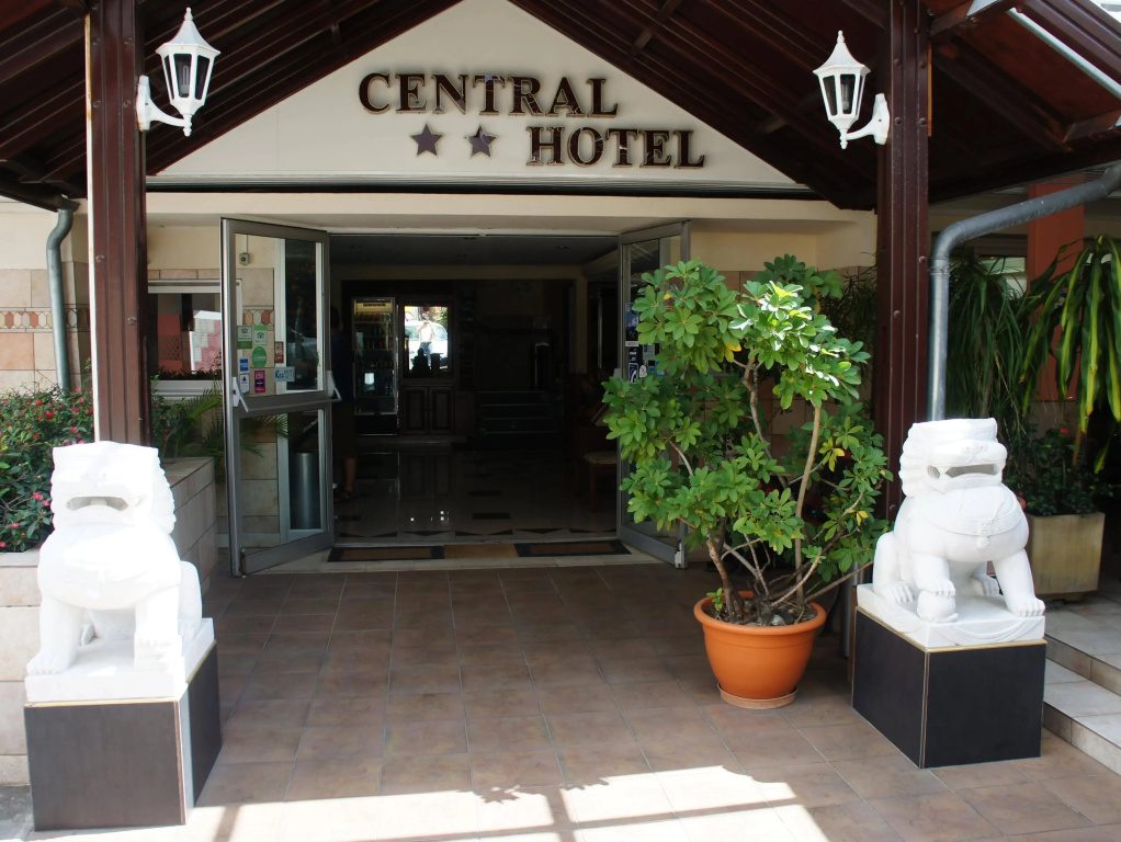 Central Hotel