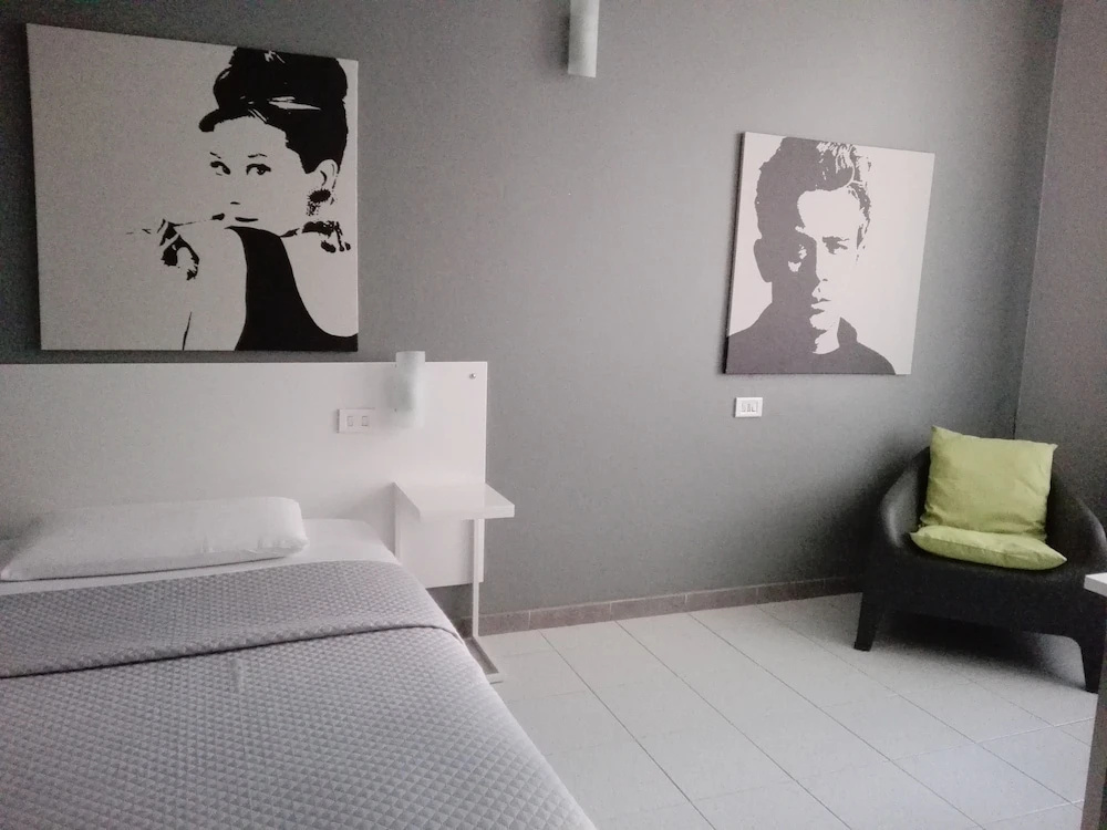 Bert Hotel - Chambres