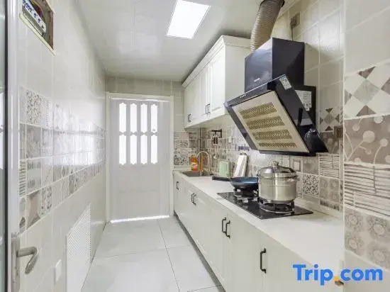 Тент в Rizhao Shuohai Seaview Homestay (Wanpingkou Branch)