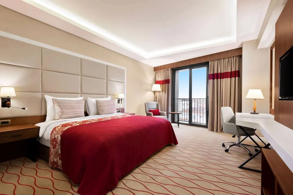 Двухместный номер Superior с видом на город двуспальная кровать в Ramada by Wyndham Sakarya Hendek
