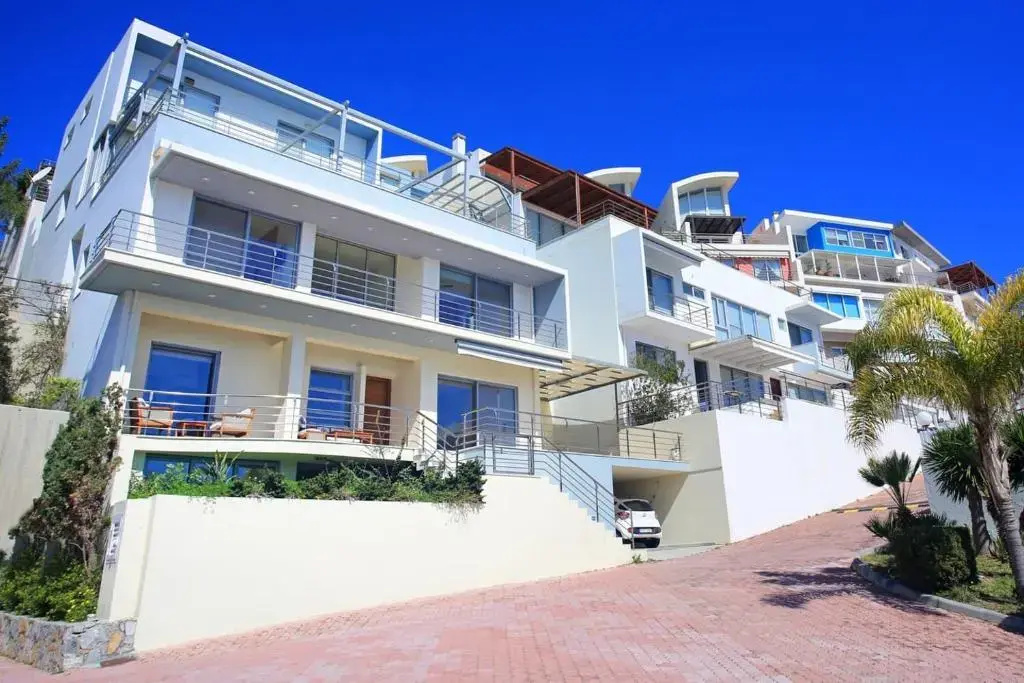 Seafront, 5star Home - 4min Walk To Private Beach