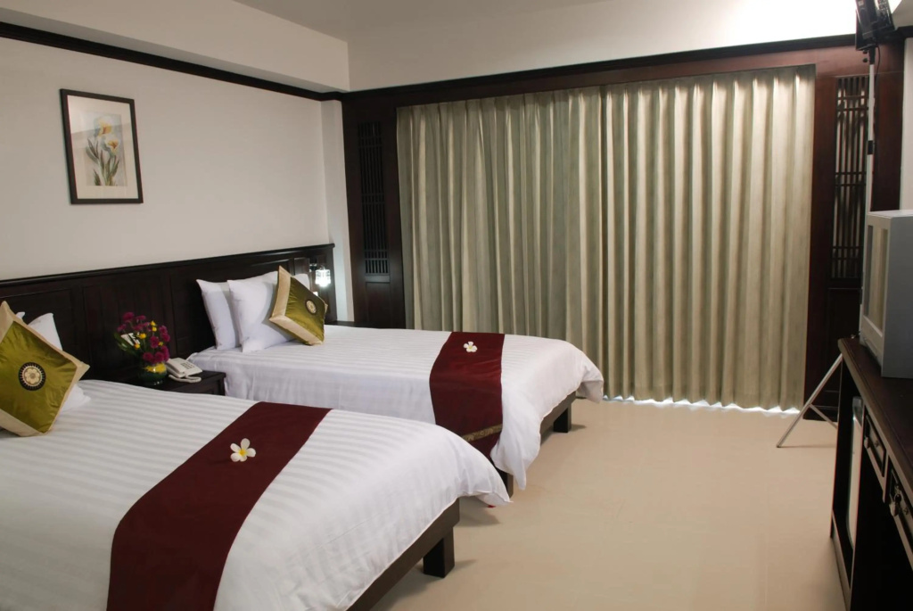 First Residence Hotel - Général