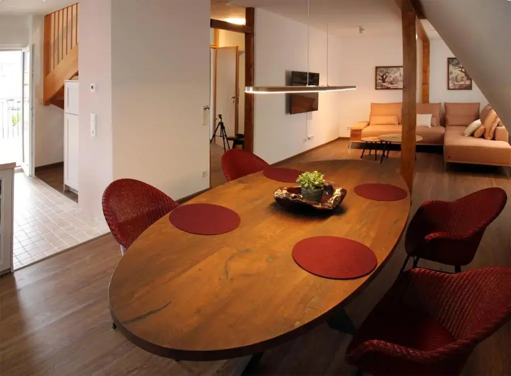 Deluxe Apartment