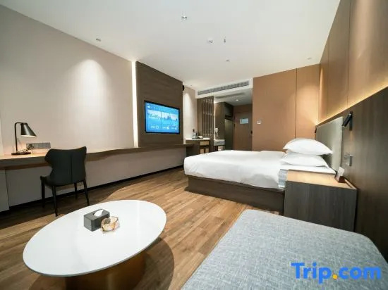 Luxury Double room (full double bed)