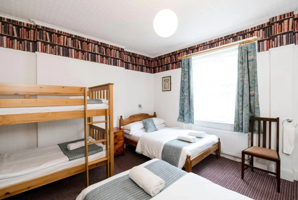 St Athans Hotel — фото