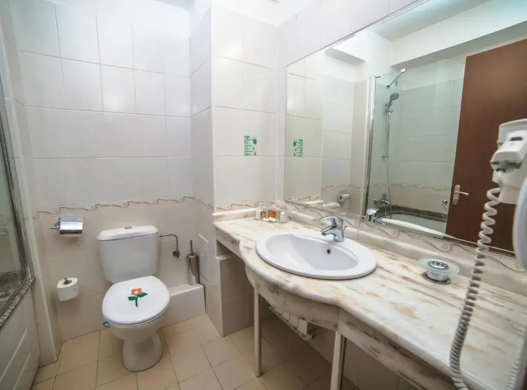 Hotel Saturn - Chambres